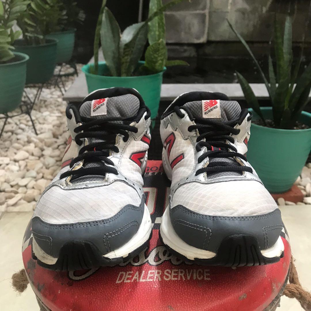 New Balance 360 V4