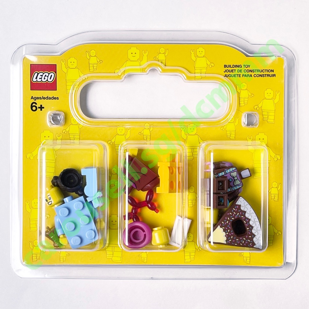 New Unassembled LEGO BAM January 2022 Bright Light Blue Arms Brick