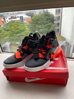 Nike Air Force 270