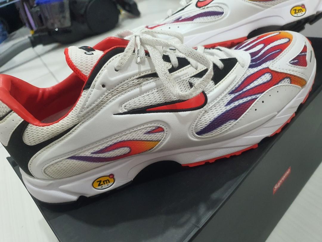 Nike x supreme zoom on sale streak spectrum plus white