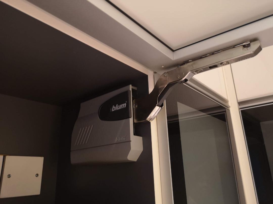 20K2501.05 power rating 25 BLUM AVENTOS HK lift mechanism soft closure ...