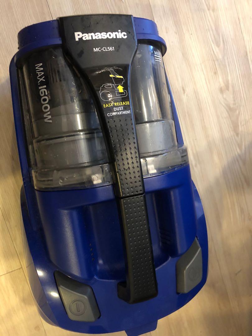 Panasonic MCCL561 vacuum cleaner, TV & Home Appliances, Vacuum Cleaner