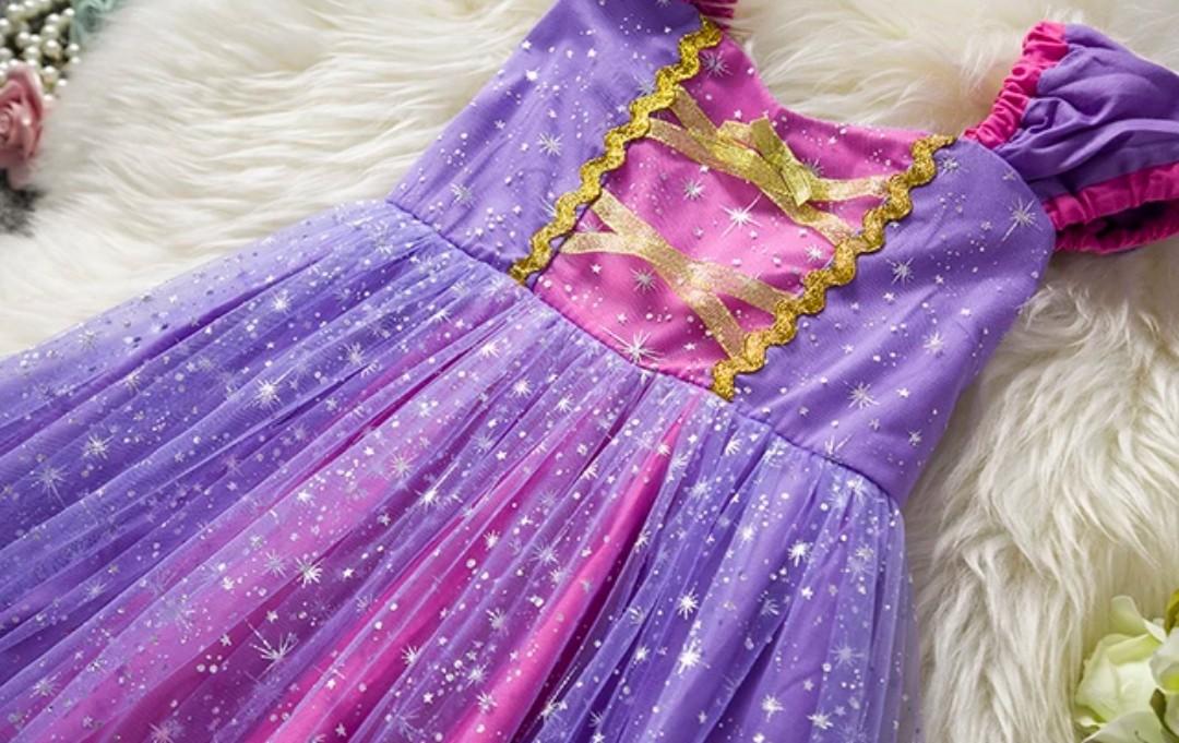 Rapunzel Costume (Category: Babies & Kids Fashion) located in Mandaluyong City. Submitted by SingleMomShopPH (Listing ID 1178767591, Image 2). Description: 💯BrandNew 💯Size 110 5-6y.