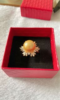 (Category: ) located in . Submitted by QforPearls (Listing ID 1178700421, Image 1). Description: .