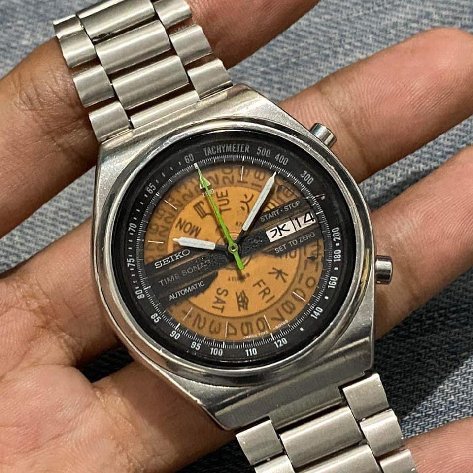 Rare Vintage JDM Seiko 7015-6010 Time Sonar Day And Date Wristwatch, Men's  Fashion, Watches & Accessories, Watches on Carousell