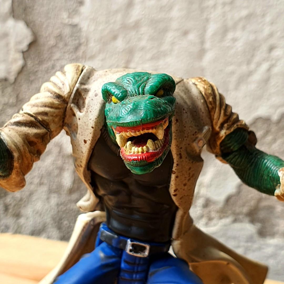 The Lizard Marvel Legends Toybiz Hasbro dr curt connors sinister