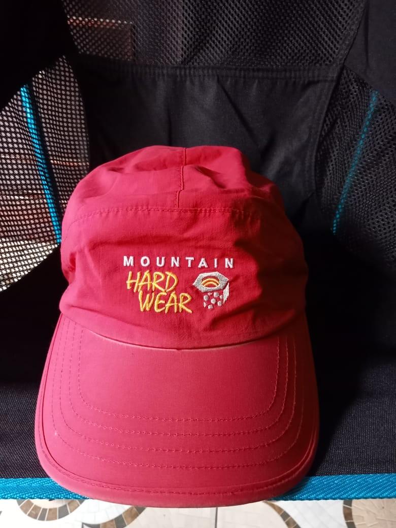 Topi mountain hardwear top