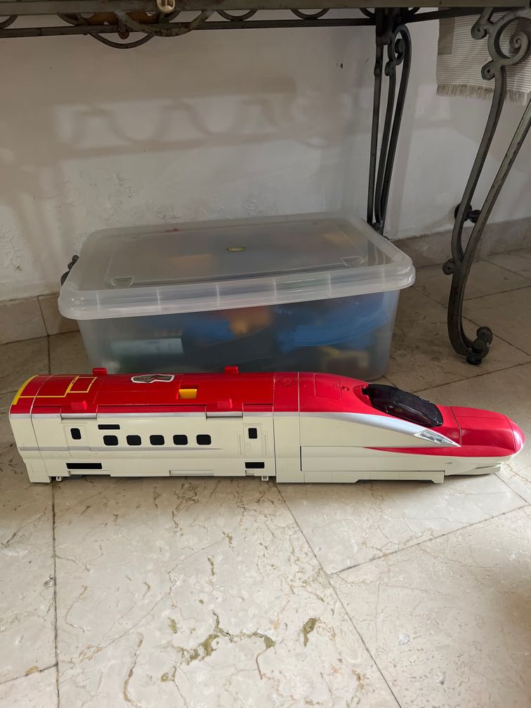 Trains set , Japanese Shinkansen, Hobbies & Toys, Toys & Games on Carousell