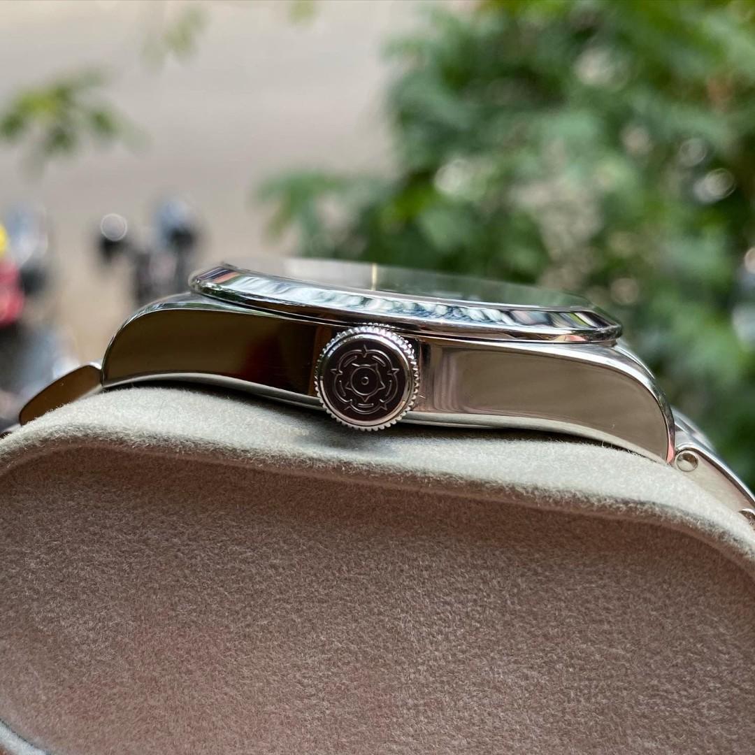 Tudor heritage blackbay air asia edition self winding dim.41mm