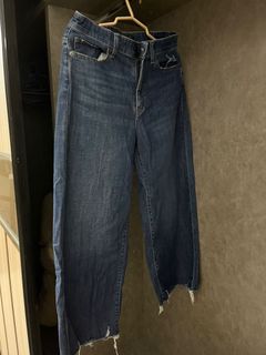 (Category: ) located in . Submitted by tengby (Listing ID 1178780871, Image 1). Description: .