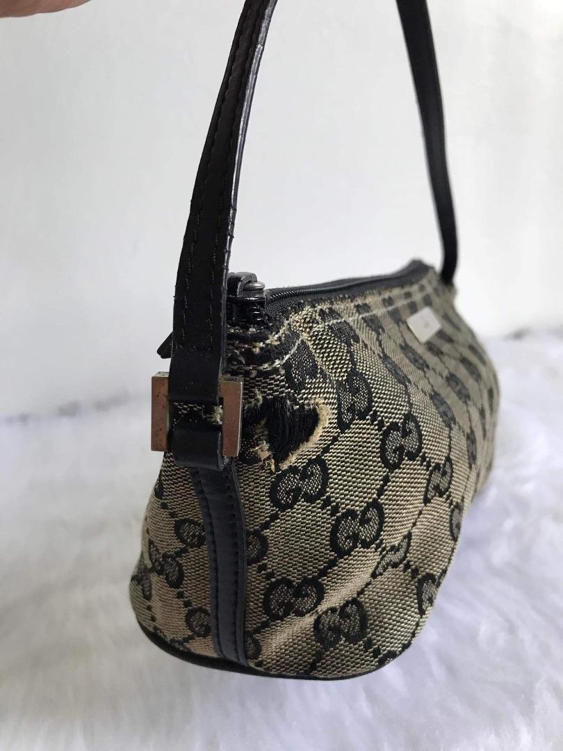 VINTAGE GUCCI BOAT POCHETTE, HOW MY OLDEST BAG HAS HELD UP AFTER 20 YEARS