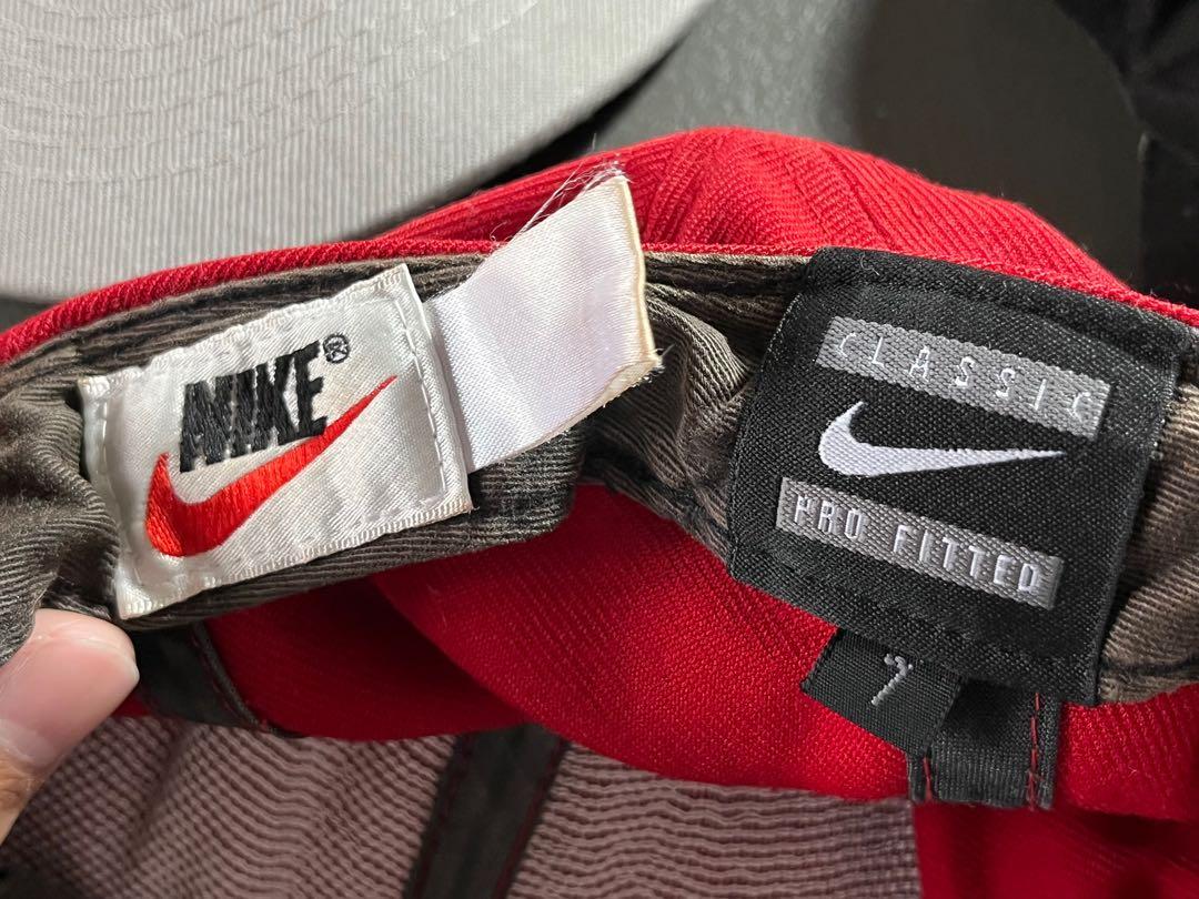 Vintage Nike cap (late 90s - early 2000s) (Category: Caps & Hats) located in Pasay City. Submitted by chewy9 (Listing ID 1178734982, Image 2). Description: For sale Vintage Nike cap 500 only 8/10 condition, no major issue, madumi lang Pasay location Gcash payment Pm for pics and details. Thanks! .