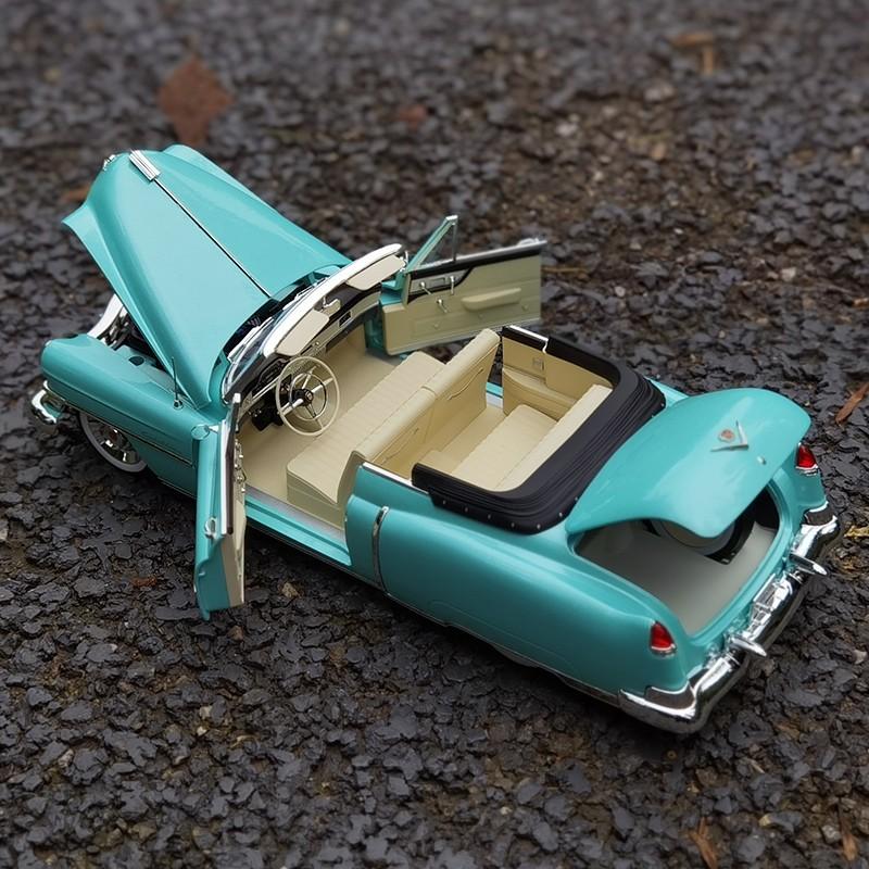 1:18 1/18 1950 Cadillac Series 61 Convertible display model car