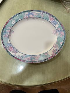 (Category: ) located in . Submitted by joanna148 (Listing ID 1178905995, Image 1). Description: .