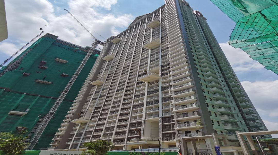 For Sale 2 Bedroom Condo Prisma Residences - DMCI Homes in between Ortigas  and BGC, Property, For Sale, Apartments & Condos on Carousell