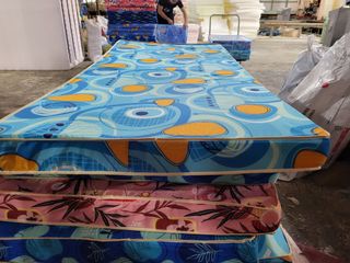 Brand new cheaper mattress 2/3/4 inches single size sponge /Foam mattress with free delivery in same days . Collection item 3