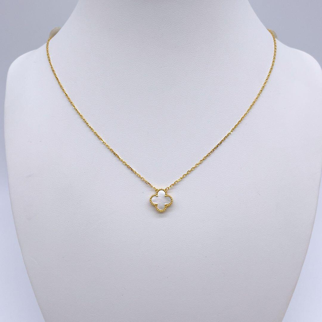 White Clover Necklace - Gold
