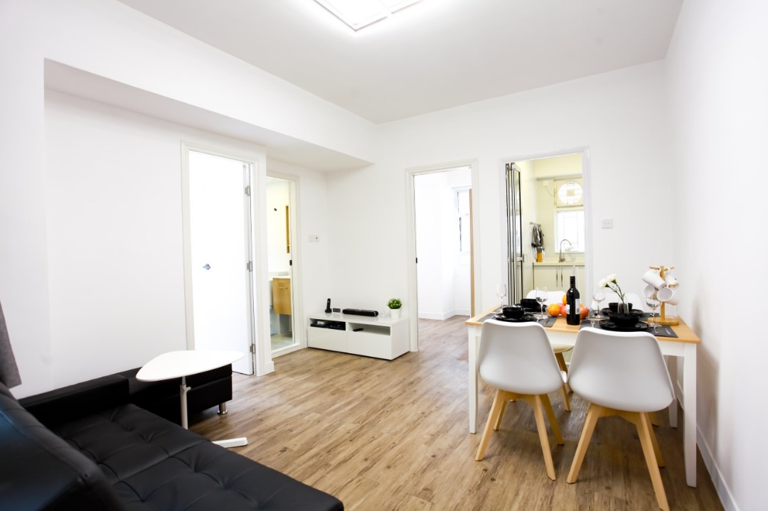Short-term lease Sai Wan (HKU Station) 2-bedroom serviced apartment Move-in ready No commission All-inclusive with appliances Pet friendly62865879834754111
