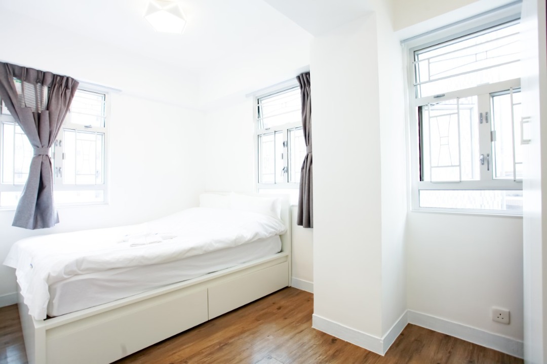 Short-term lease Sai Wan (HKU Station) 2-bedroom serviced apartment Move-in ready No commission All-inclusive with appliances Pet friendly62865879834754113