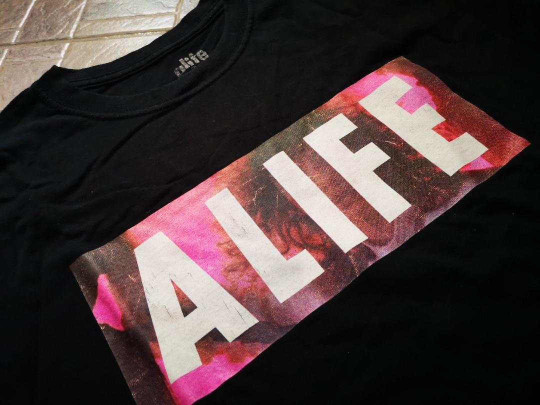 A life shirt (Category: Tshirts & Polo Shirts ) located in Baguio. Submitted by the_nuke (Listing ID 1178894841, Image 3). Description: A life shirt small.