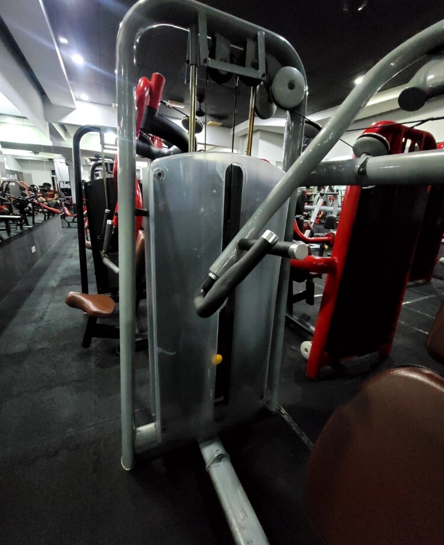 Alat senama chest press Sports Equipment Exercise Fitness