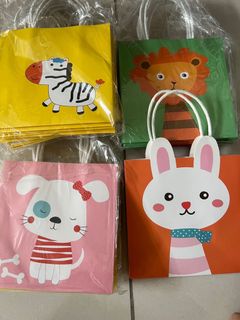 (Category: ) located in . Submitted by janielle_ngai (Listing ID 1178933092, Image 1). Description: .