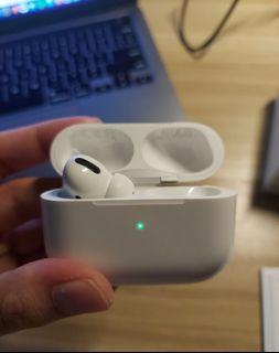 Apple Airpods Pro Charging Case