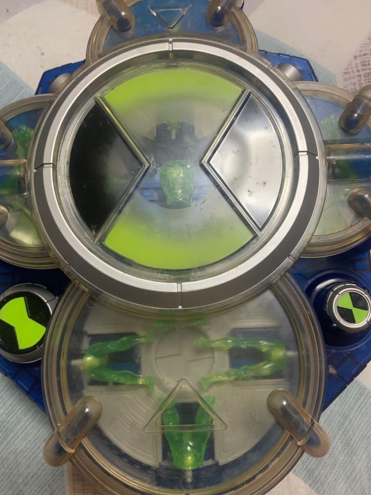 Ben10 collectible toy game (Category: Action & Battle Toys) located in Taguig. Submitted by Fastbend (Listing ID 1179022632, Image 2). Description: .