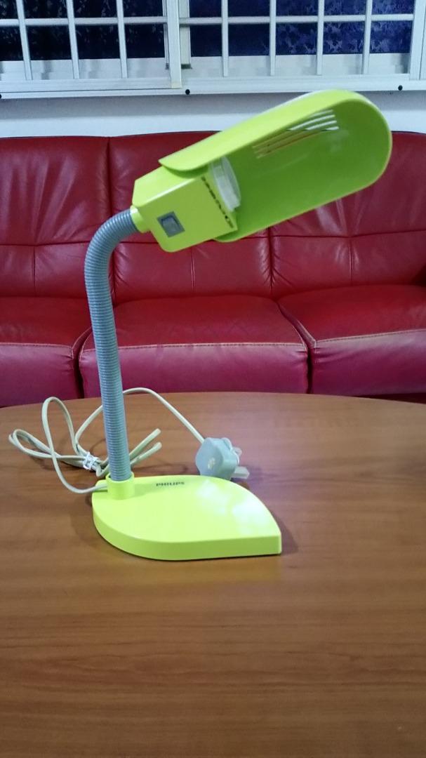 Philips reliable hot sale desk lighting