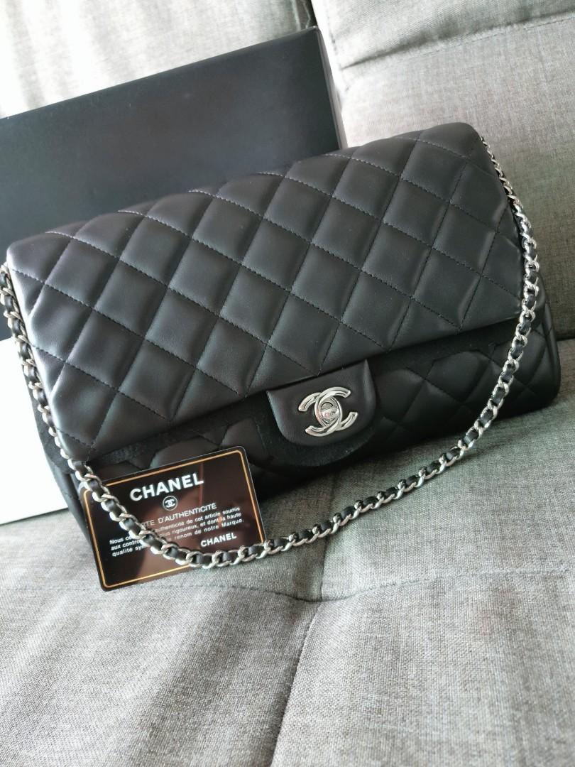 Chanel CC Timeless Clutch on Chain, Luxury, Bags & Wallets on Carousell