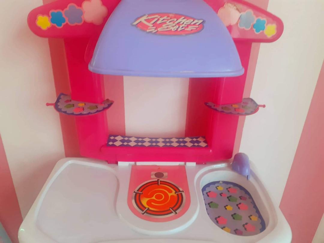 Cute Toddler Kitchen Set (Category: Infant Playtime) located in Valenzuela. Submitted by leviathan99 (Listing ID 1178883880, Image 2). Description: Play cooking time with your kids..