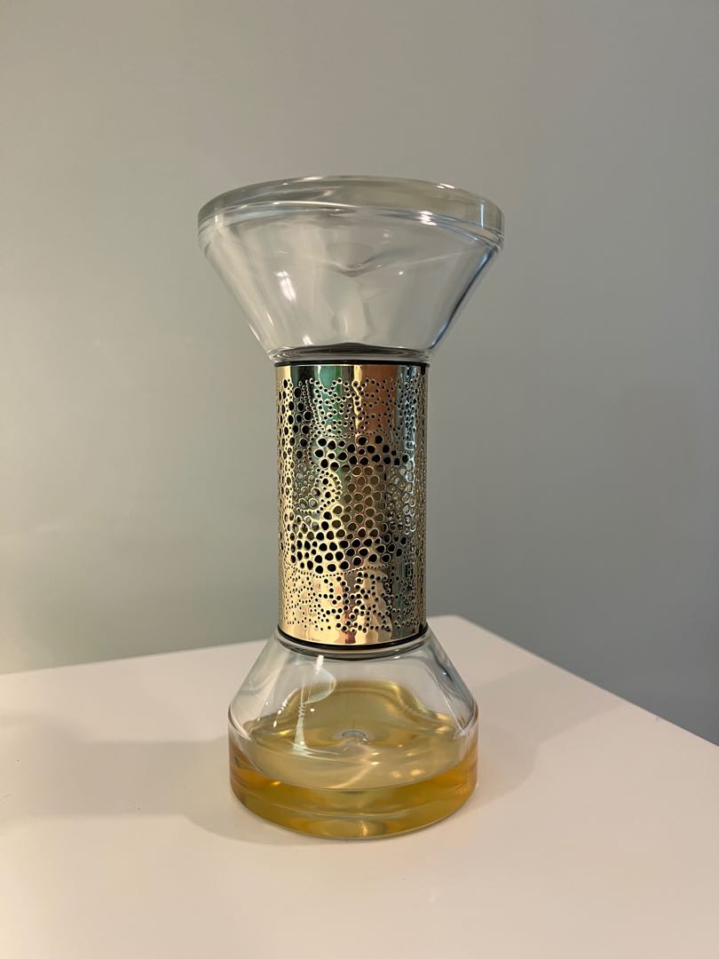 Diptyque Hour Glass, Furniture & Home Living, Home Fragrance on Carousell