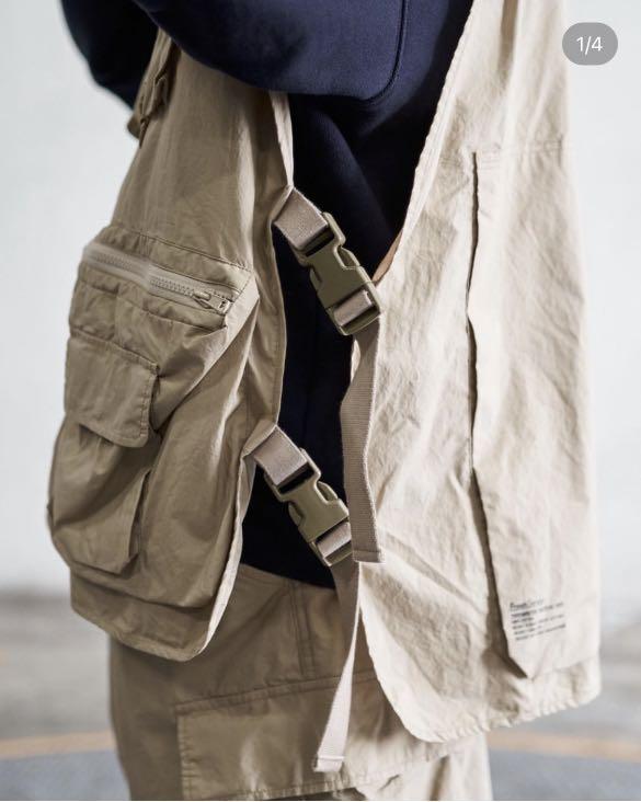 FreshService Typewriter Tactical Vest (Tan), 男裝, 上身及套裝