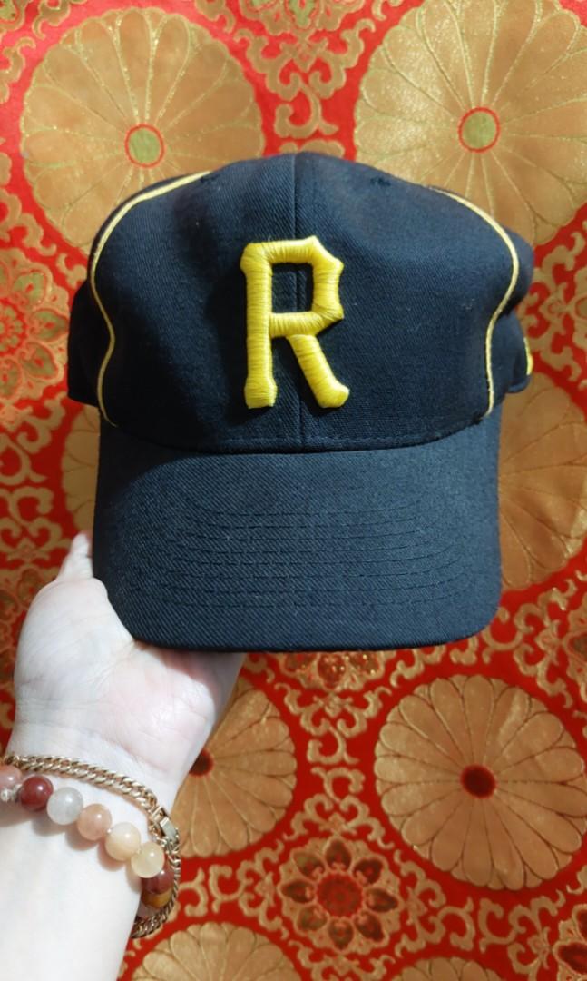 Full Cap (Category: Caps & Hats) located in Makati City. Submitted by sakurambo_des (Listing ID 1179036833, Image 2). Description: Made in USA 6 Panel Full Cap Initial Embroid R Size 7 5/8 well used In very good condition 250 only.