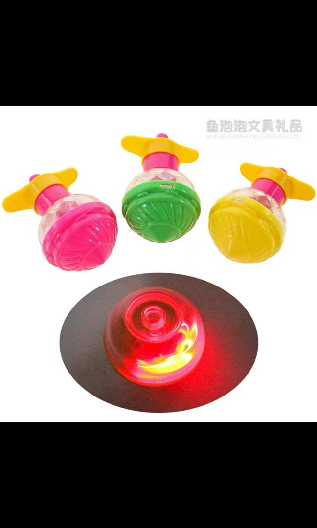 Gasing / spinning top/ gyroscope with light, Hobbies & Toys, Toys