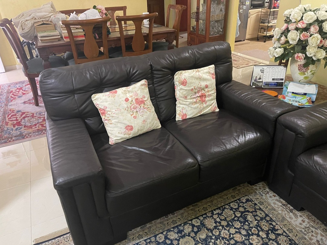 Giving Away Furniture, Furniture & Home Living, Furniture, Sofas on