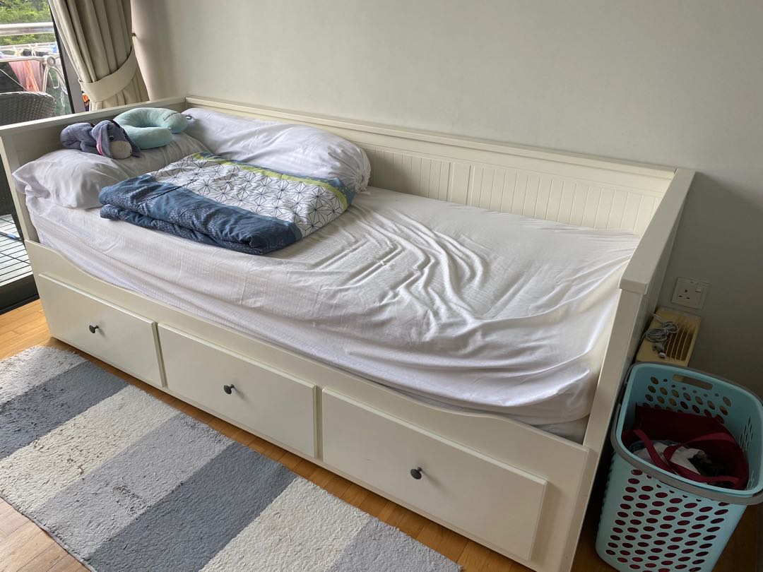 IKEA day bed with drawers, Furniture & Home Living, Furniture, Bed