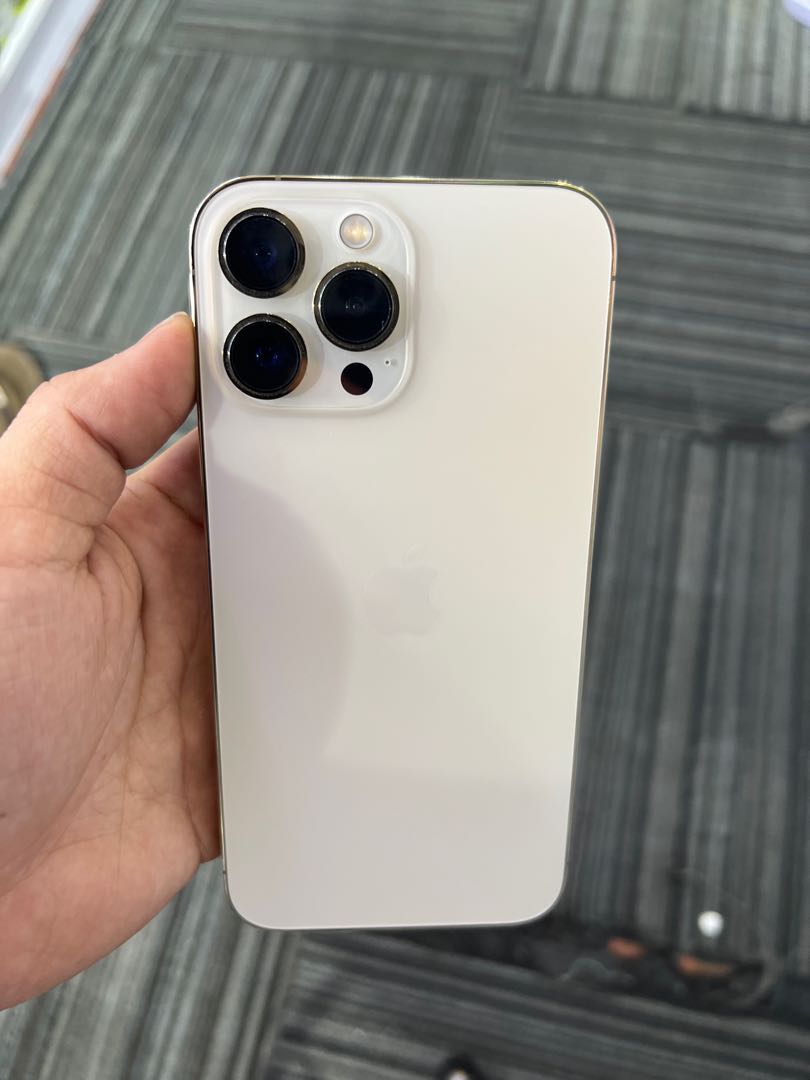 Iphone 13 pro max 256GB Gold prefect condition, Mobile Phones & Gadgets