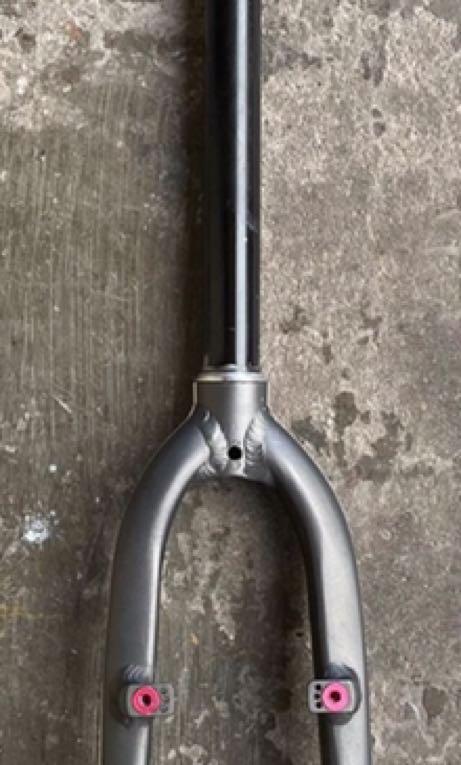 JAVA CL前叉 ， 可v制c制碟制 （分類：其他）位於 Hong Kong。 由 thompson.to 提交（商品編號 1178960710，圖片 2）。簡介： JAVA CL前叉 ， 可v制c制碟制,新舊如圖，$500。