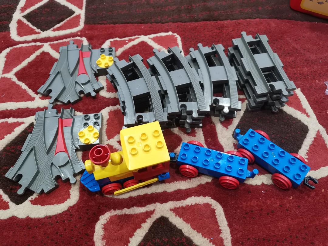 LEGO DUPLO DOUBLE RAIL TURN