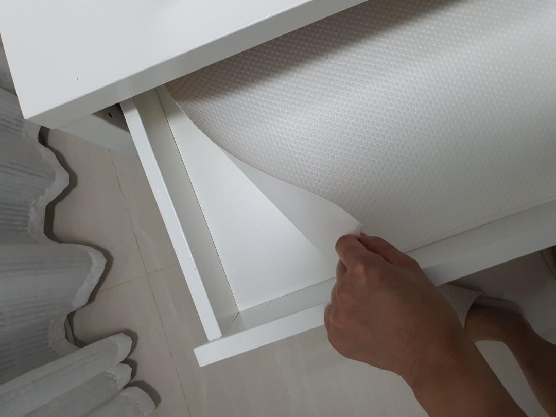 IKEA MICKE DESK WHITE with CABLE MANAGEMENT STORAGE DESK WFH STUDY