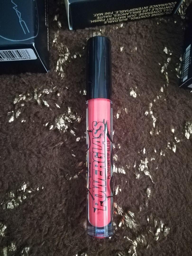 Mac powerglass plumping lipgloss (Category: Makeup) located in Cavite. Submitted by ekasbeautyandtoysroom (Listing ID 1179036391, Image 1). Description: original mac plumping lipglass in 'seriously stoked' shade bn unsed pm me if interested to buy thank u.