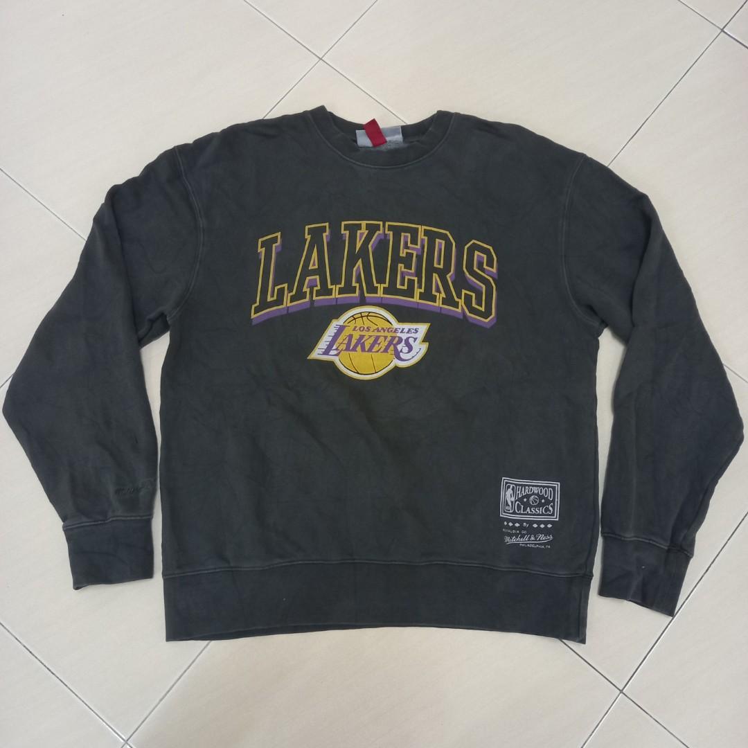 Mitchell and top ness lakers sweatshirt
