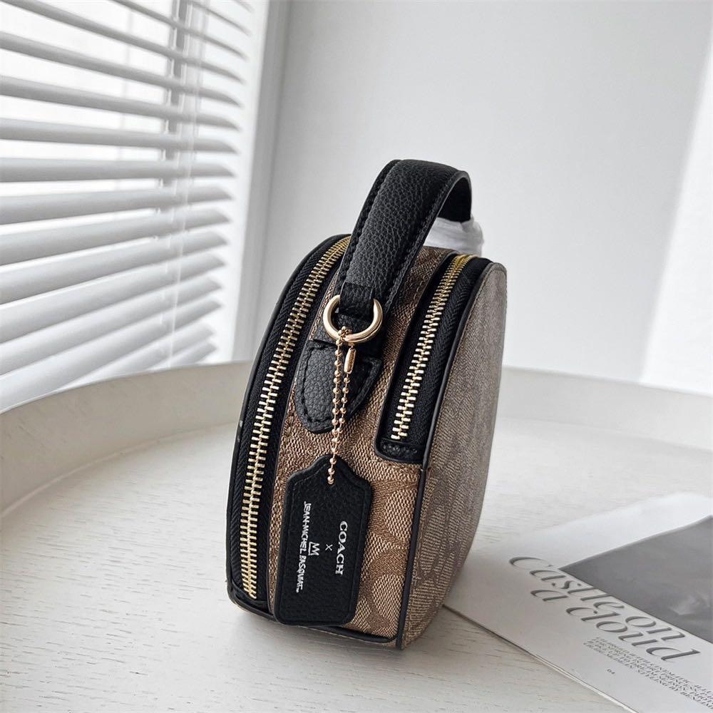 Round daddy crossbody bag clearance m
