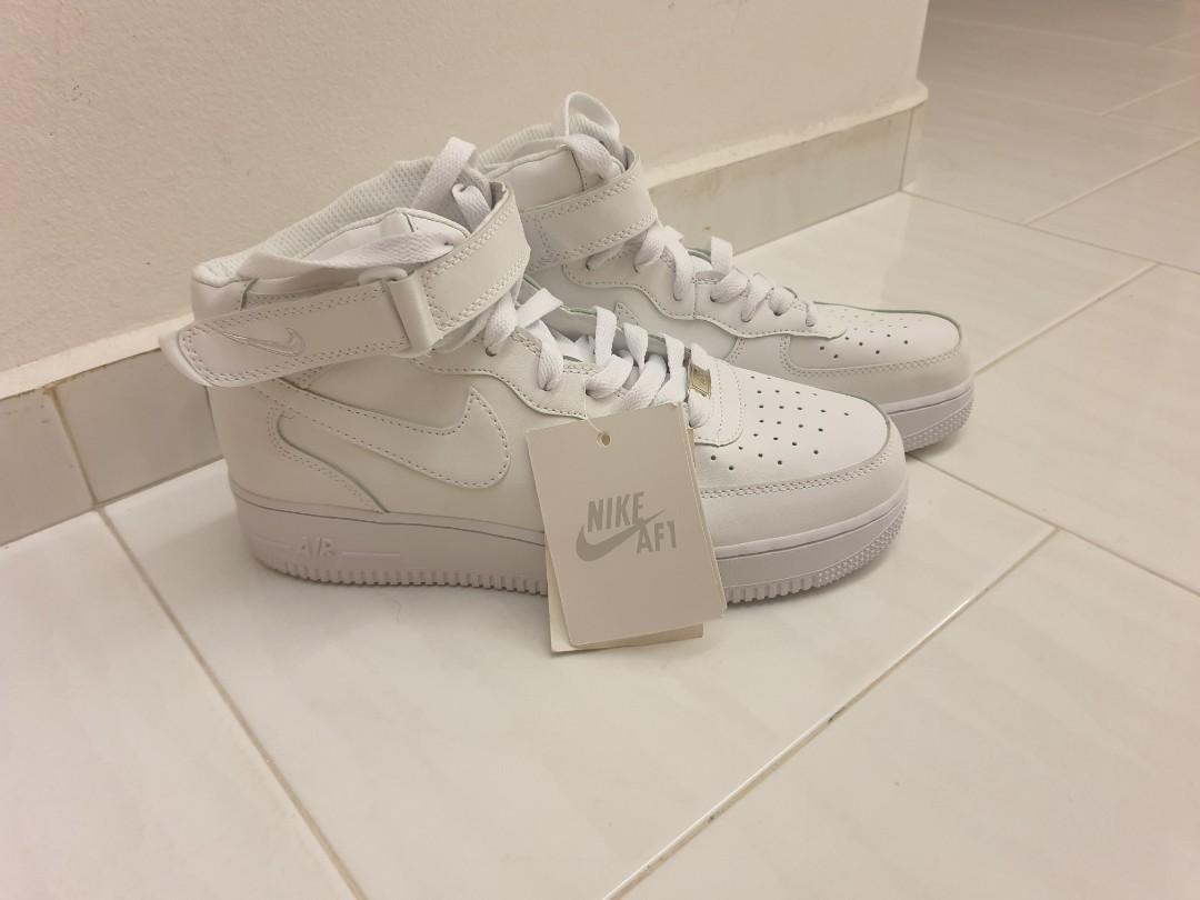 triple white mids