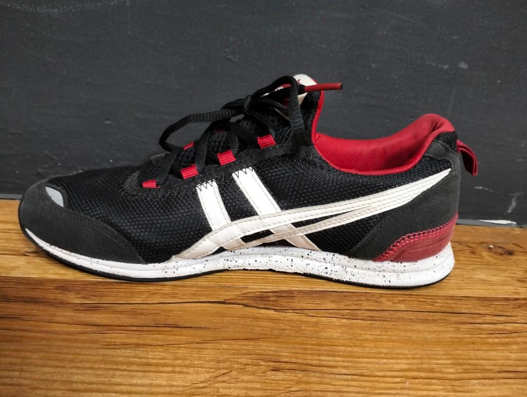 onitsuka tiger hitam