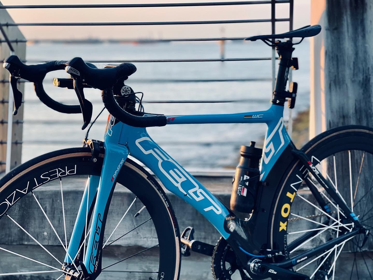 Felt b2 sales tt bike