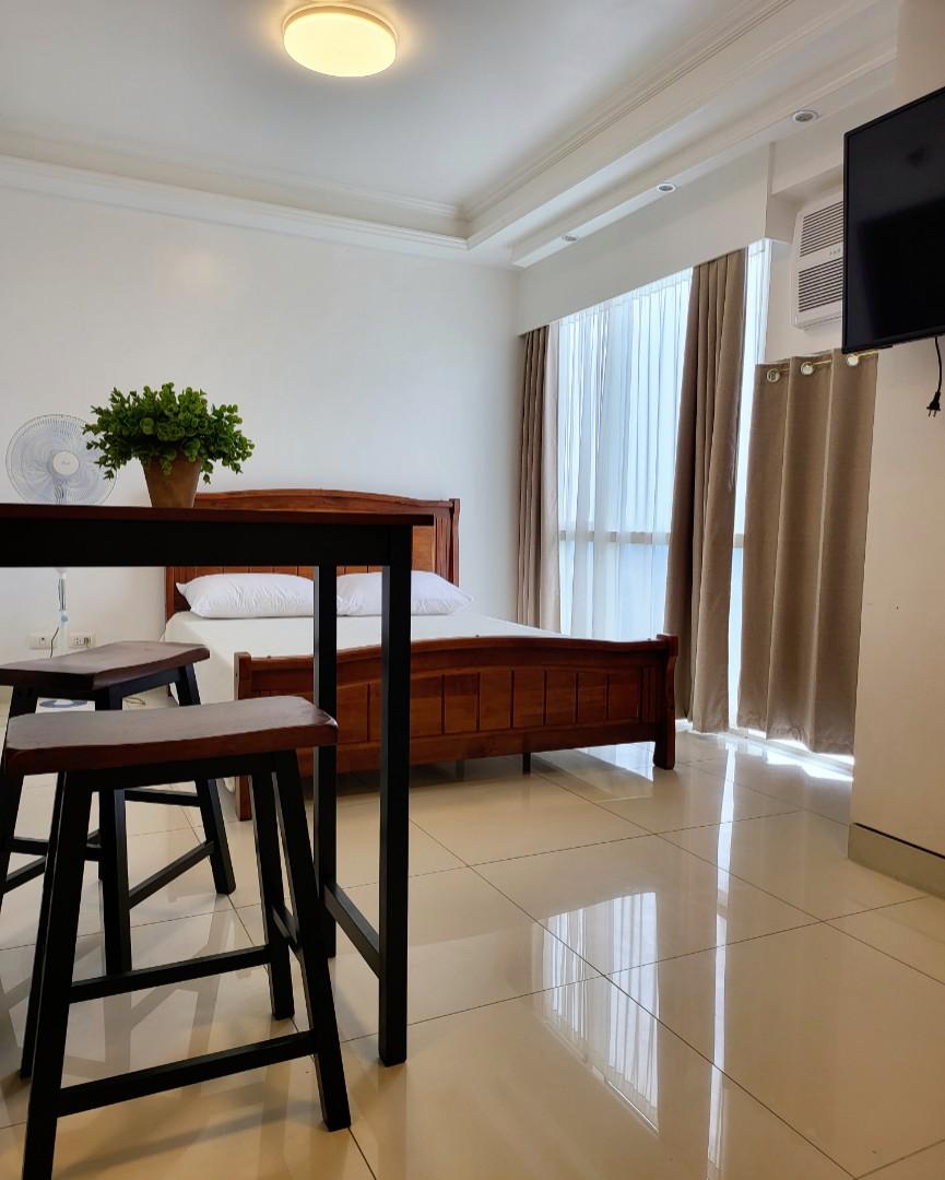 RUSH‼️The Viceroy Tower 2 with Parking Mckinley Hill Taguig, Property