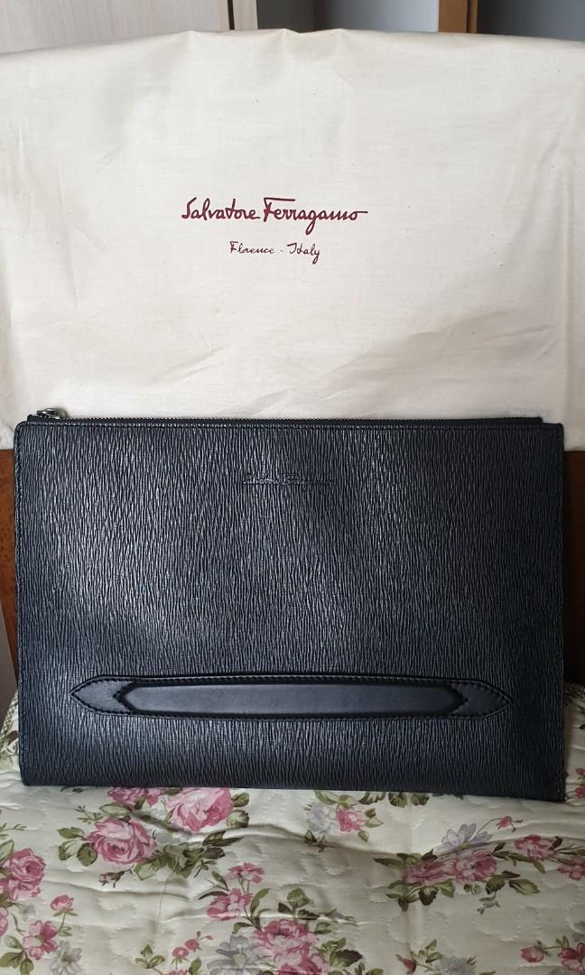 Ferragamo document holder online