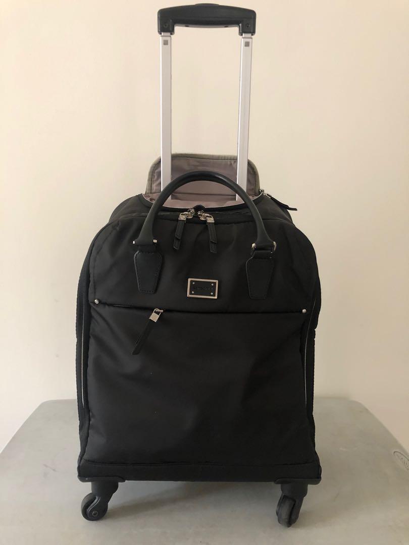 Samsonite karissa spinner new arrivals